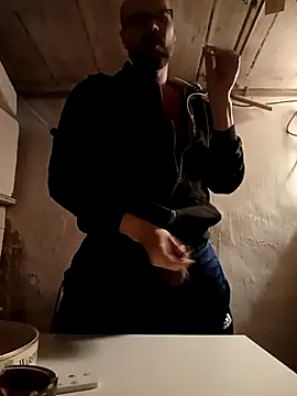 Snapshot of JCF1987 chatting on 02-16-25, 01:27 JCF1987 online show from 02-16-25, 01:27