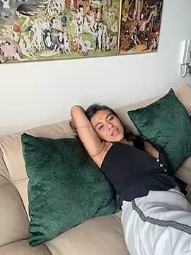 Nina-Eros1 online show from 03-01-25, 08:42