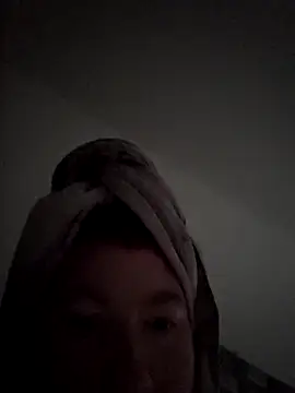 Snapshot of dieGeile0411 chatting on 10-16-25, 12:06 dieGeile0411 online show from 10-16-25, 12:06