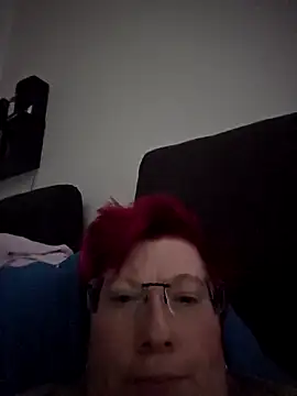 Snapshot of dieGeile0411 chatting on 10-29-25, 11:23 dieGeile0411 online show from 10-29-25, 11:23