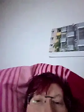 Snapshot of dieGeile0411 chatting on 02-08-26, 11:02 dieGeile0411 online show from 02-08-26, 11:02