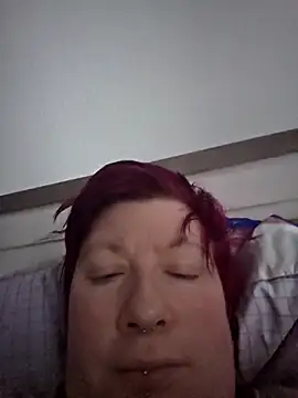 Snapshot of dieGeile0411 chatting on 02-12-26, 11:27 dieGeile0411 online show from 02-12-26, 11:27