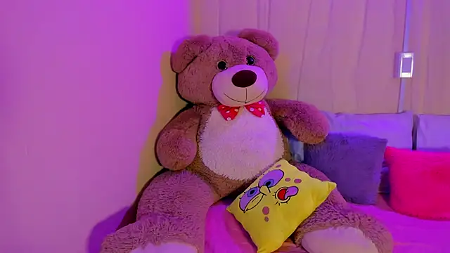 Snapshot of moll1e_ chatting on 12-04-25, 09:01 moll1e online show from 12-04-25, 09:01