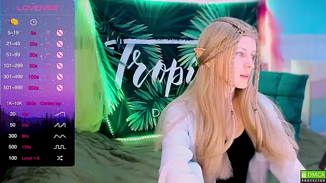 Snapshot of Flash_Summer chatting on 12-16-24, 02:15 Flash Summer online show from 12-16-24, 02:15