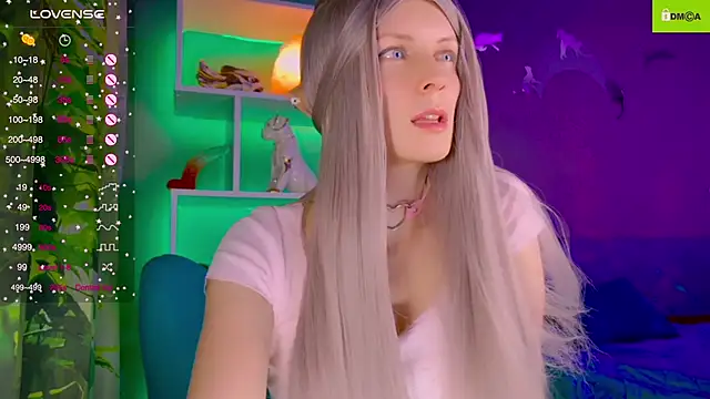 Snapshot of Flash_Summer chatting on 10-27-25, 01:20 Flash Summer online show from 10-27-25, 01:20