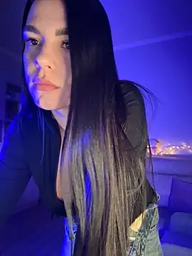 Snapshot of HugeBoobs- chatting on 10-15-25, 03:34 HugeBoobs- online show from 10-15-25, 03:34