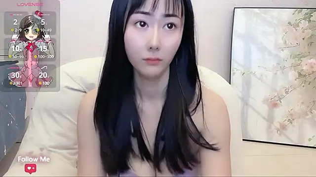 Snapshot of qiqi-- chatting on 02-27-25, 02:10 qiqi-- online show from 02-27-25, 02:10