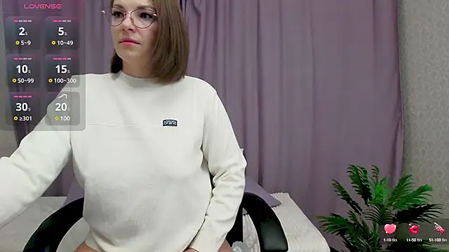Camelia Lillie online show from 01-25-25, 01:21