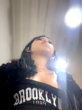 emily rosse04 online show from 10-15-25, 12:16