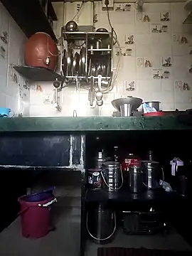 Snapshot of Sand-1 chatting on 01-25-25, 03:30 Sand-1 online show from 01-25-25, 03:30