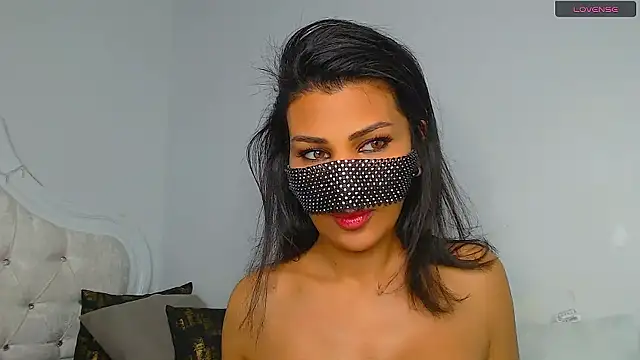 Turkish Latina online show from 12-25-24, 02:35