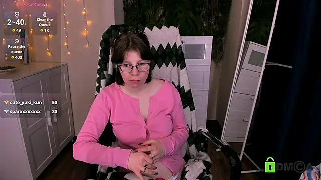 Melissa Wells online show from 12-15-24, 02:52