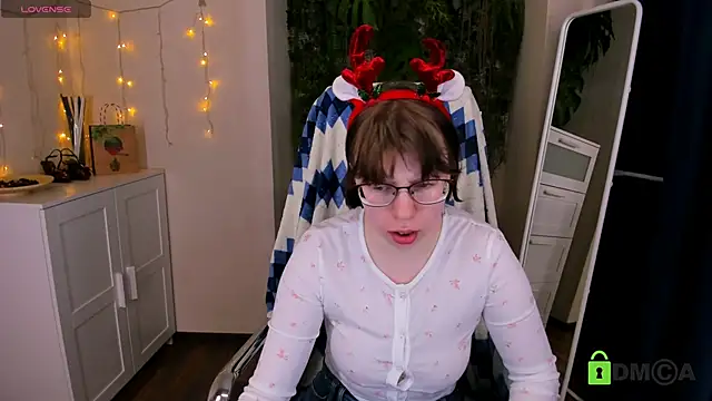 Melissa Wells online show from 12-15-24, 09:42
