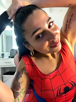 Snapshot of Meganmilk1 chatting on 10-21-25, 04:30 Meganmilk1 online show from 10-21-25, 04:30