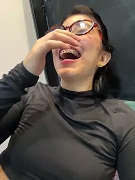 NicolRoss  online show from 11-23-25, 07:57