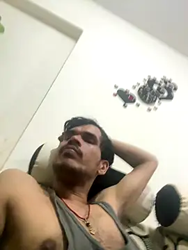 Snapshot of hitlar1026 chatting on 09-20-25, 09:49 hitlar1026 online show from 09-20-25, 09:49