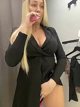 Snapshot of Deonta_ chatting on 12-08-24, 04:50 Deonta online show from 12-08-24, 04:50