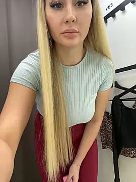 Snapshot of Deonta_ chatting on 12-11-24, 05:15 Deonta online show from 12-11-24, 05:15