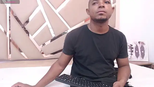 Snapshot of you_and_i9 chatting on 10-10-25, 07:35 you and i9 online show from 10-10-25, 07:35