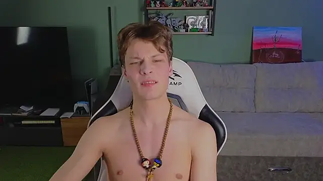 TeddyLiLboy online show from 12-18-25, 05:30