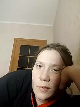 Snapshot of LeraSweet chatting on 02-19-25, 08:20 LeraSweet online show from 02-19-25, 08:20