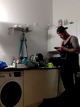 eltoulou online show from 01-13-25, 08:15