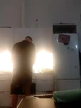 eltoulou online show from 01-24-25, 03:34