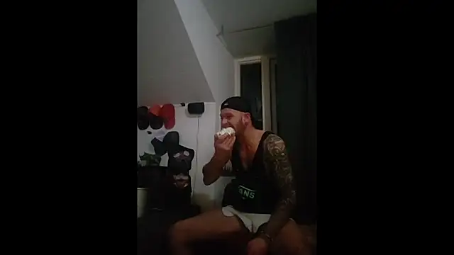 eltoulou online show from 01-26-25, 01:41