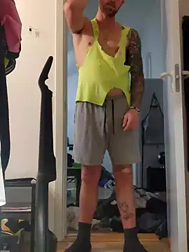 eltoulou online show from 01-26-25, 02:52