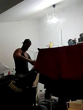 eltoulou online show from 10-13-25, 05:13