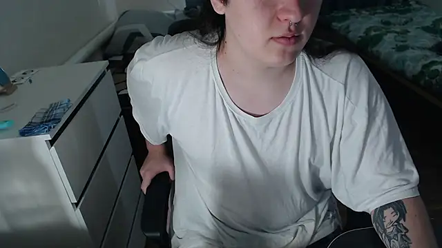 EvaMiron online show from 11-17-25, 07:03