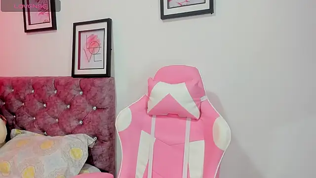 ashliekitty  011 online show from 11-26-25, 07:48