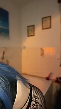 Snapshot of kinkygirl420x chatting on 11-13-25, 12:31 kinkygirl420x online show from 11-13-25, 12:31