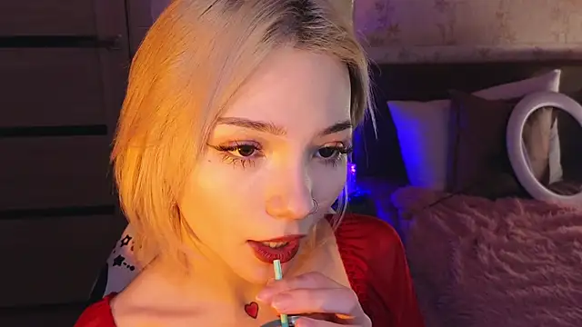 SandraBoyl online show from 01-10-25, 04:12