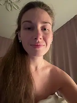 Snapshot of JasminJames chatting on 10-21-25, 09:37 JasminJames online show from 10-21-25, 09:37