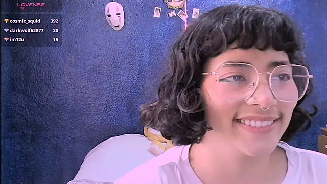 Snapshot of NinaYellow chatting on 01-16-25, 05:23 NinaYellow online show from 01-16-25, 05:23