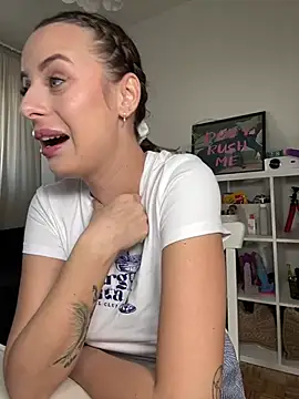 Hii Lolla online show from 01-29-25, 08:51