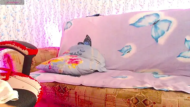 Snapshot of Anna_Ki chatting on 02-02-25, 04:59 Anna Ki online show from 02-02-25, 04:59