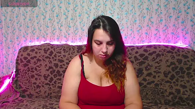 Snapshot of Anna_Ki chatting on 11-26-25, 02:45 Anna Ki online show from 11-26-25, 02:45