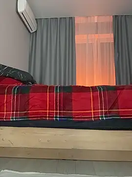 -SweetDi- online show from 12-04-25, 05:43