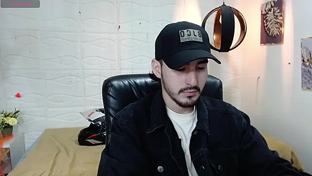 DmitriSanders online show from 12-18-24, 08:25