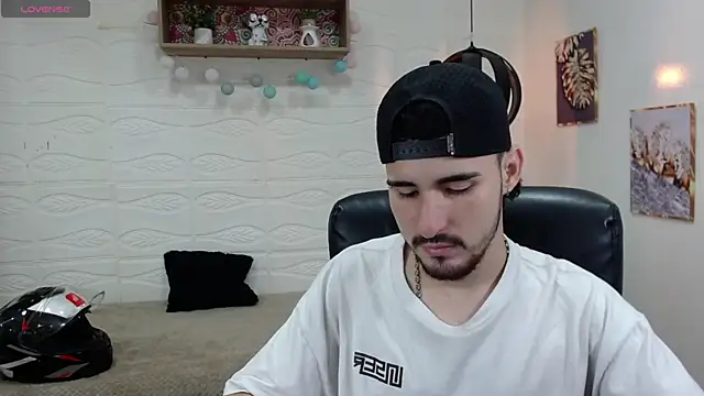 DmitriSanders online show from 01-17-25, 09:17