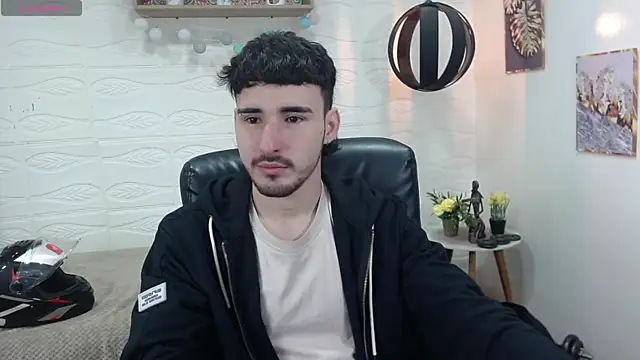 DmitriSanders online show from 01-20-25, 05:06