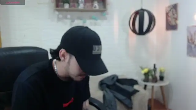 DmitriSanders online show from 01-21-25, 08:43