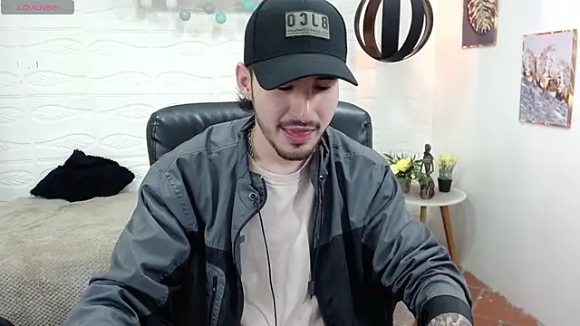 DmitriSanders online show from 01-22-25, 08:38