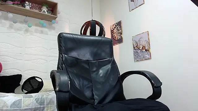 DmitriSanders online show from 02-15-25, 10:52