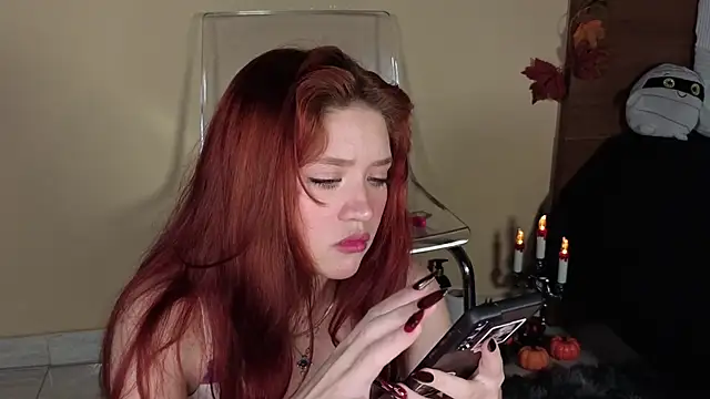 Ivanna Diamon online show from 10-19-25, 09:04