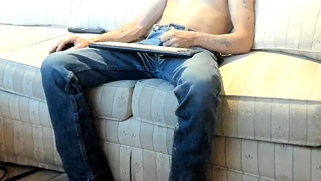 jayshort786 online show from 09-21-25, 02:57