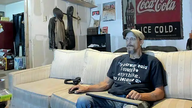 jayshort786 online show from 10-23-25, 03:39