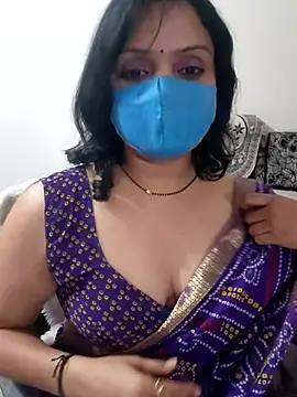 Snapshot of khushikhushi chatting on 11-08-25, 07:12 khushikhushi online show from 11-08-25, 07:12